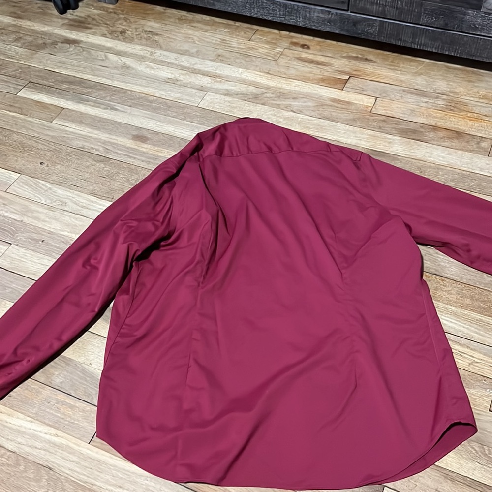 Maroon express button down - Picture 3 of 3